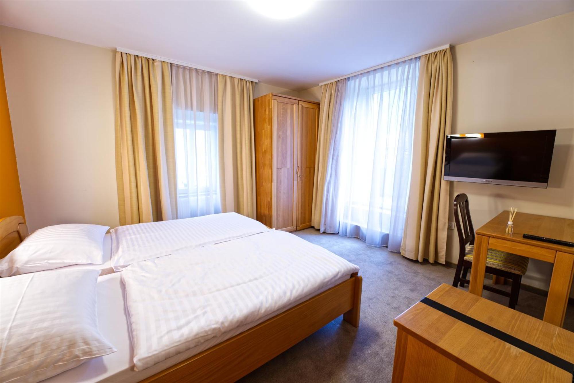 Vila Sofia Tržič Buitenkant foto